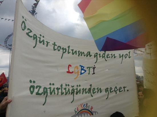 Haber | Newrozdan: zgr topluma giden yol LGBT zgrlnden geer!