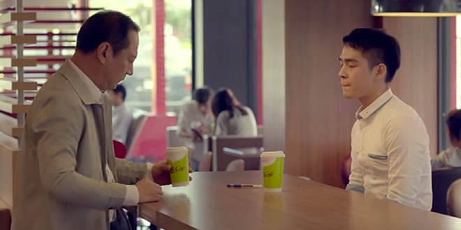 Haber | ASYADA YAYINLANAN MCDONALDS REKLAMINDA ECNSEL GEN BABASINA AILIYOR